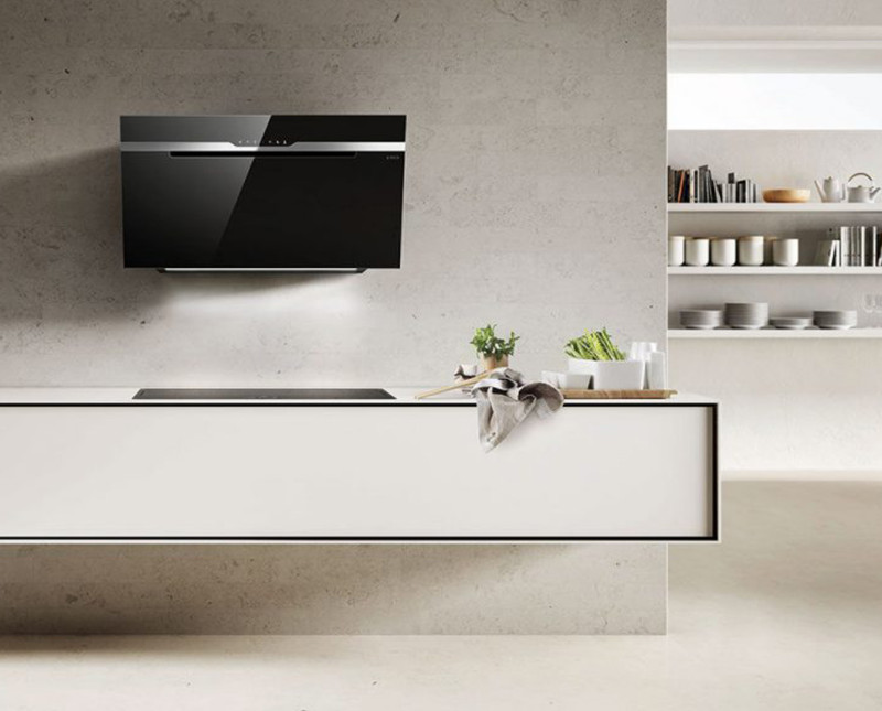 MAJESTIC